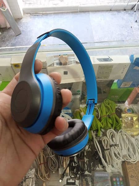 p47 wireless headphones 0