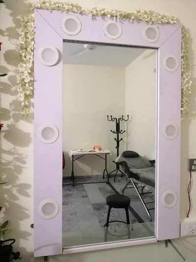Salon Mirrors