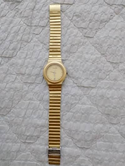 original Samsung ki watch bilkul acchi condition mein hai