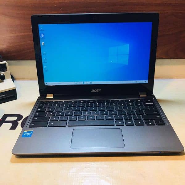 Acer C740 Windows 10 4GB Ram 128GB SSD 0