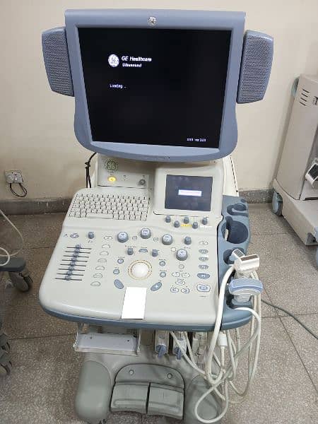 Ultrasound Machine 4
