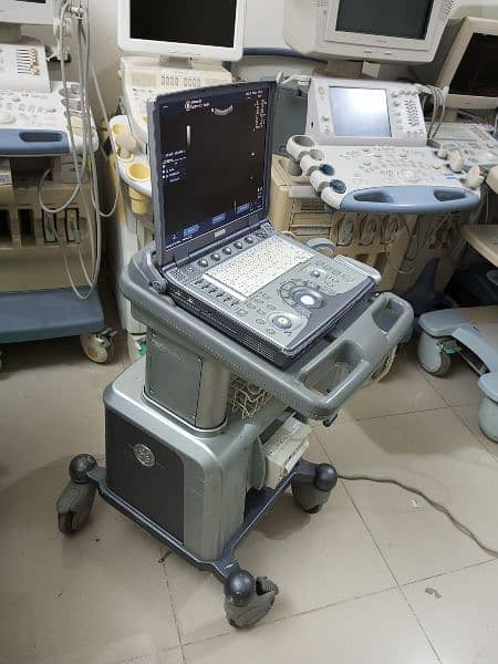 Ultrasound Machine 8