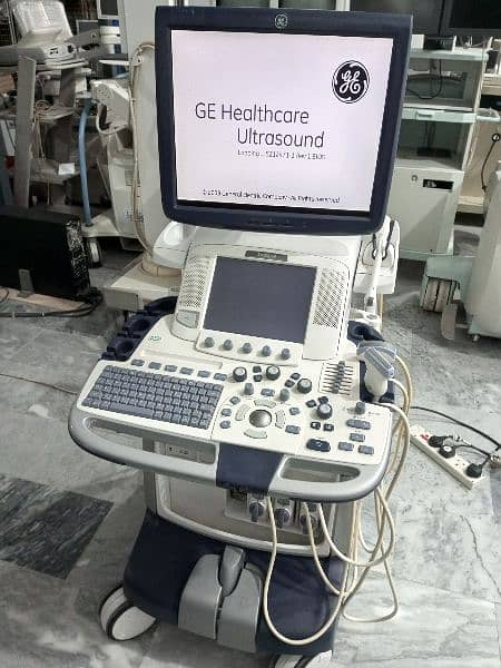 Ultrasound Machine 15
