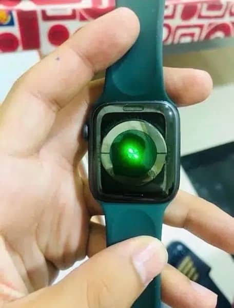 Apple Watch series 4 44mm 2