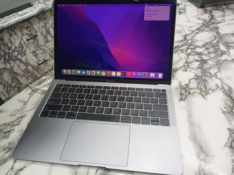 MacBook air 2019 8gb 128gb excellent condition 1