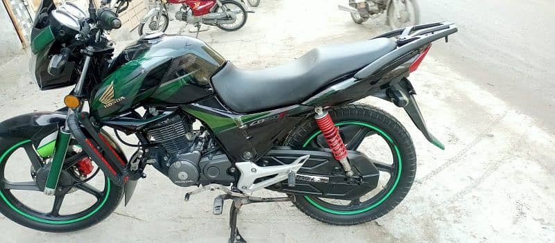 HONDA CB 150F FOR SALE OR EXCHANGE WITH CAR 1