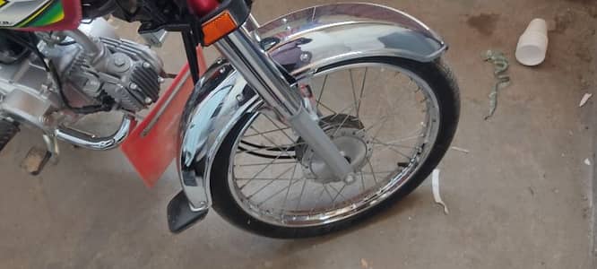 Final Price 110 Zero Meter 3350 km Like Zero meter, Number Laga hua Hy