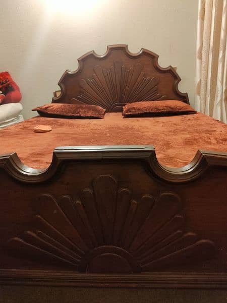 Double bed wood sheesham 1