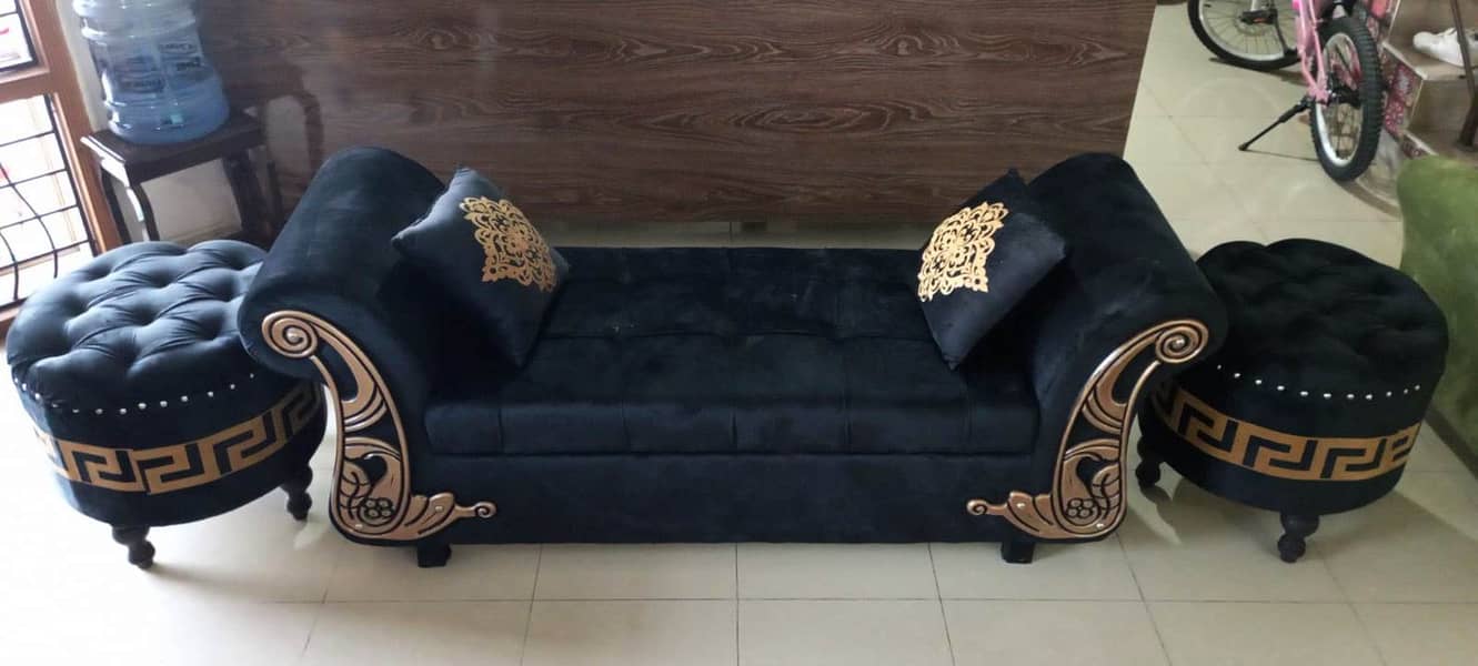 SETTEE Black and Golden Design with Two stools 4