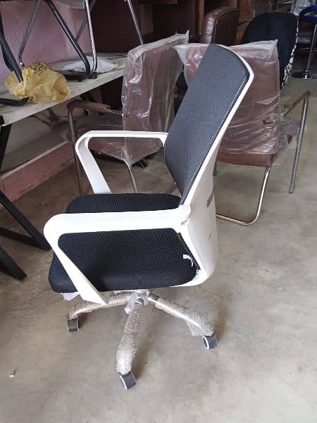 Office Chairs, Cafe Chairs, Revolving, Fixed, High Stools 13