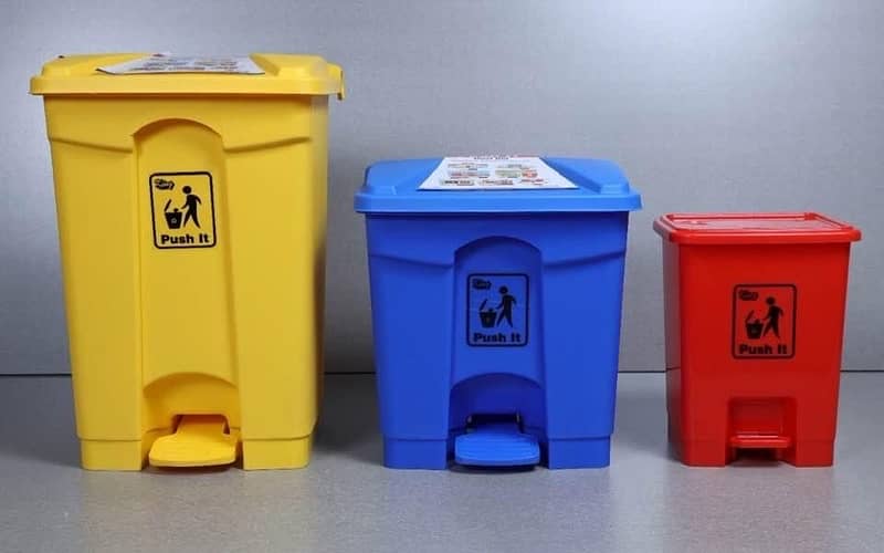 Dustbins with Wheel and pedal 5