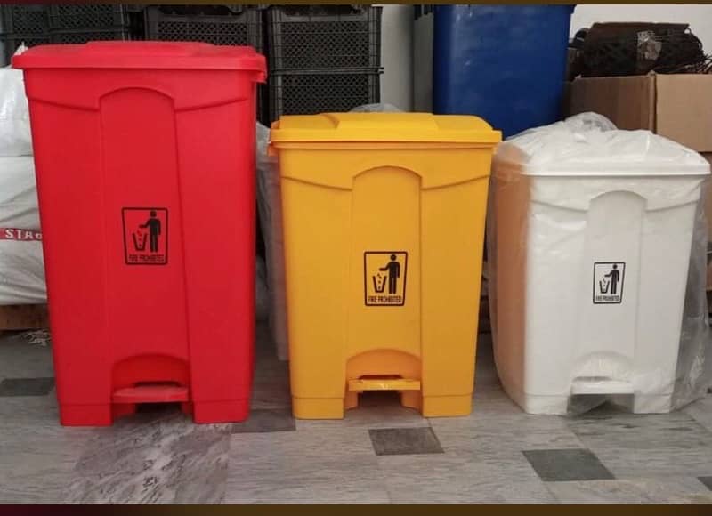 Dustbins with Wheel and pedal 9