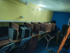 15 seater call center with computers internet Facility