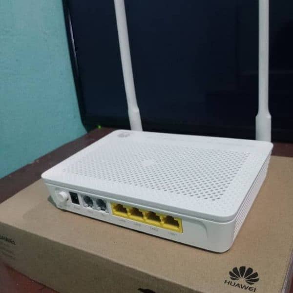 Huawei fiber optic Xpon/Gpon/Epon wifi Router All model Different Rate 4