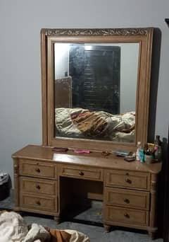 dressing table