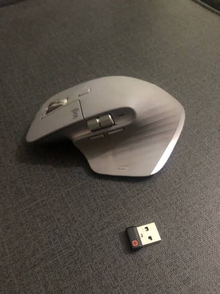 Logitech Mx master 3 mouse 5