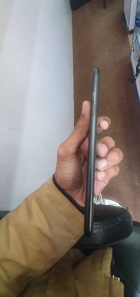 iphone 7 plus 32/256 pta approved 4