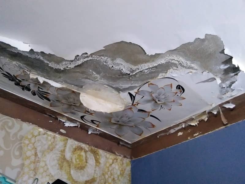 Bathroom Leakage Treatment | Water tank waterproofing Services Roof 4