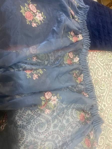 Curtains 4 sale ( double curtains pure organza n self velvet ) 1