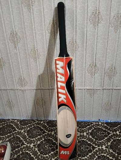 MB Classic Hard Ball Cricket Bat