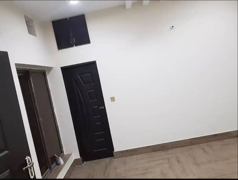 2 Bed + 1 Drawing Apartment B2 For Doctor Near Nishtar MDA Kalma Chowk 5