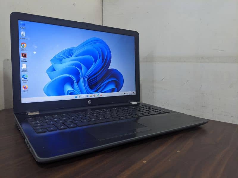 hp laptop core i5 7th generation 4