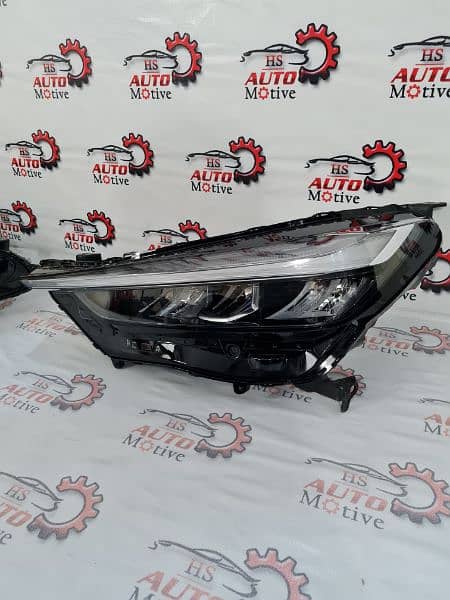 Honda HRV / Vezel Geniune OEM Front Light Head Lamp Part/Accessories 2