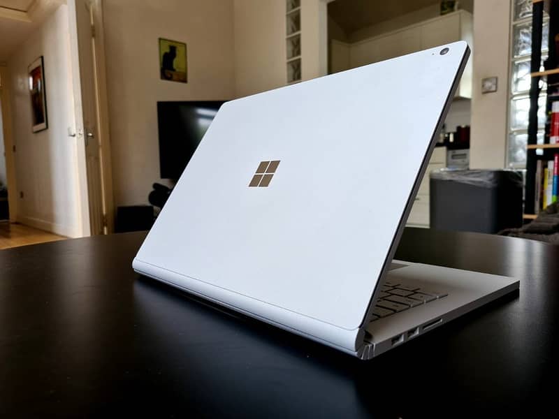 Microsoft Surface Book with Nvidia GPU 0