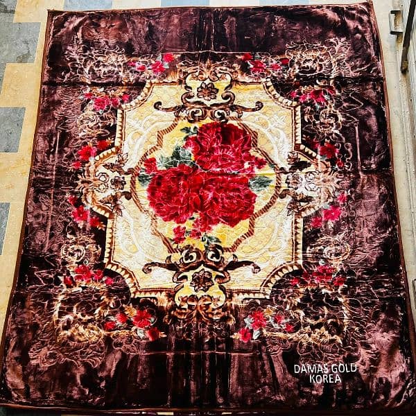 Imported Damas Gold Korean wool blankets. 5