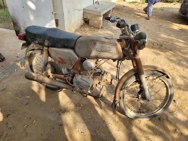 Honda 110 bike (shoqeen mizaaj afraad only) 1