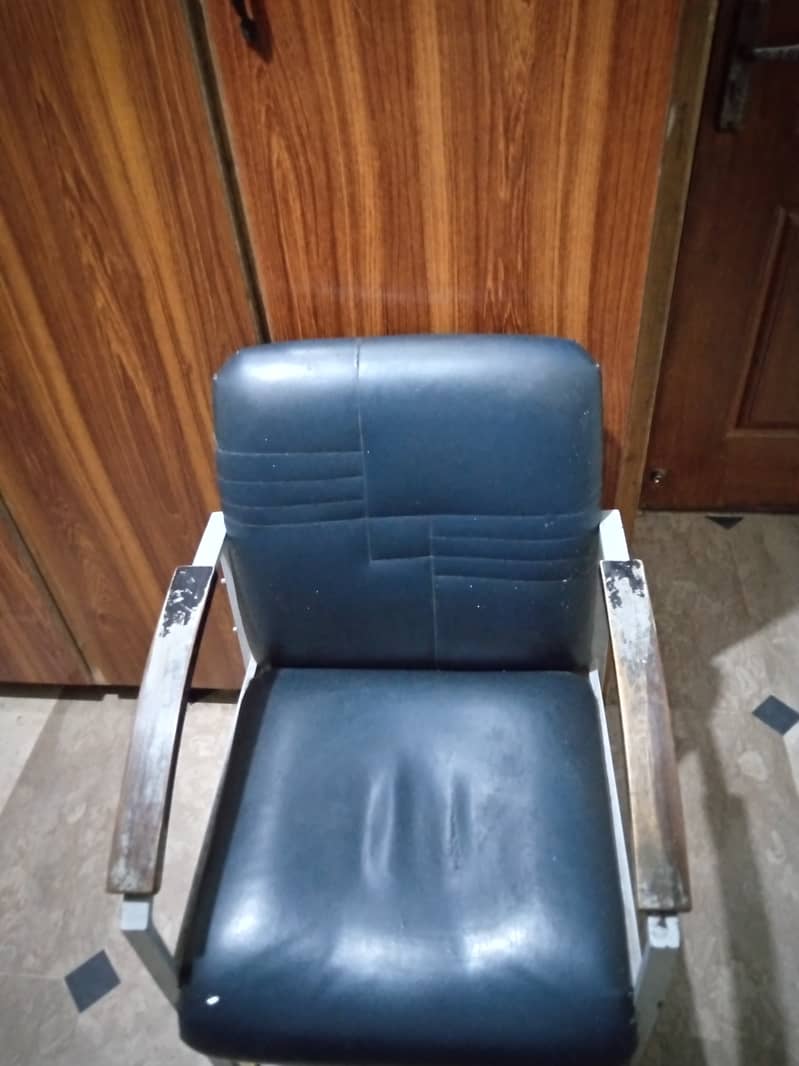 Visitor chair for office \ office chair \ manager chair for office use 1