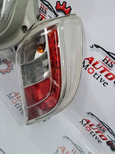 Mira EiS / ES Toyota Pixis Subaru Pleo Back Light Tail Lamp Part 4