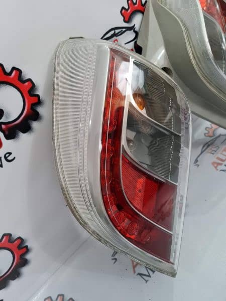 Mira EiS / ES Toyota Pixis Subaru Pleo Back Light Tail Lamp Part 5