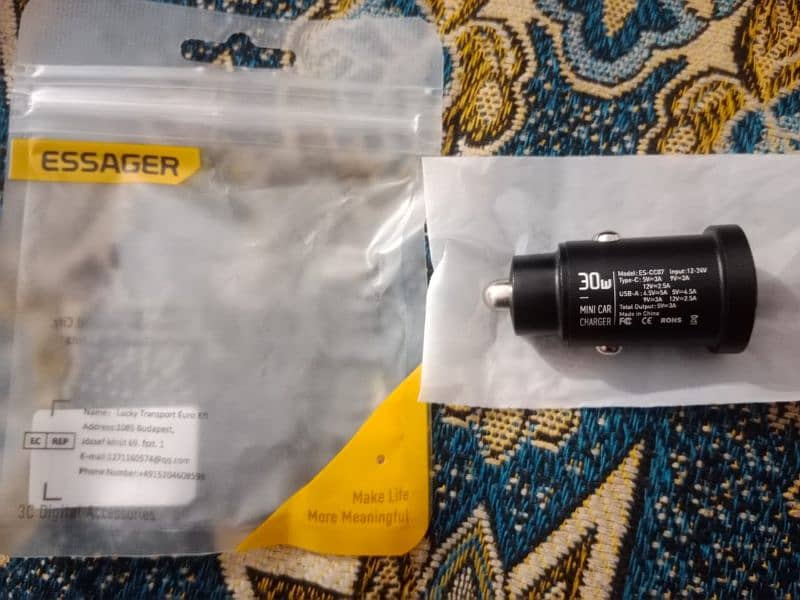 DHL Singapore Company Essager Car Charger 9