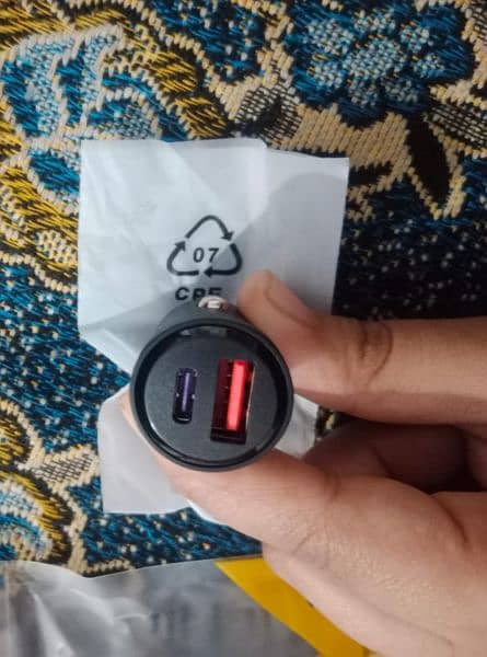 DHL Singapore Company Essager Car Charger 11
