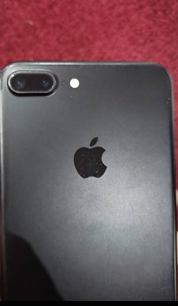 I phone 7 plus /128/ pta approved/10 by 10/ 4