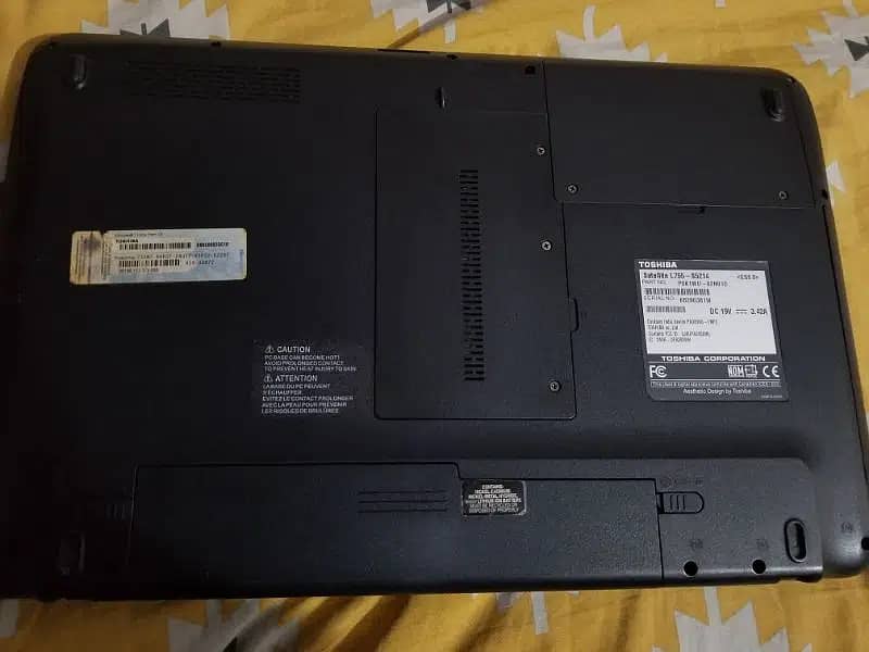 Toshiba Laptop L755S5214 3