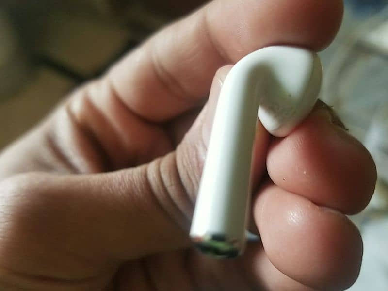 Apple Airpods 2nd generation 2