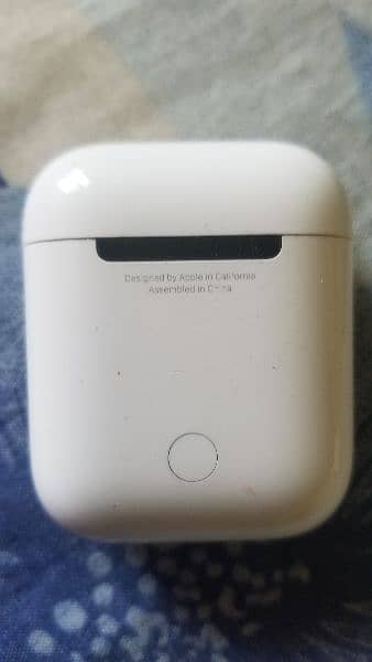 Apple Airpods 2nd generation 4