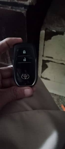 CAR KEYS MAKER AND PROGRAMMING - ALTO MIRA NISSAN PARDO 2