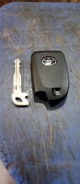 CAR KEYS MAKER AND PROGRAMMING - ALTO MIRA NISSAN PARDO 4