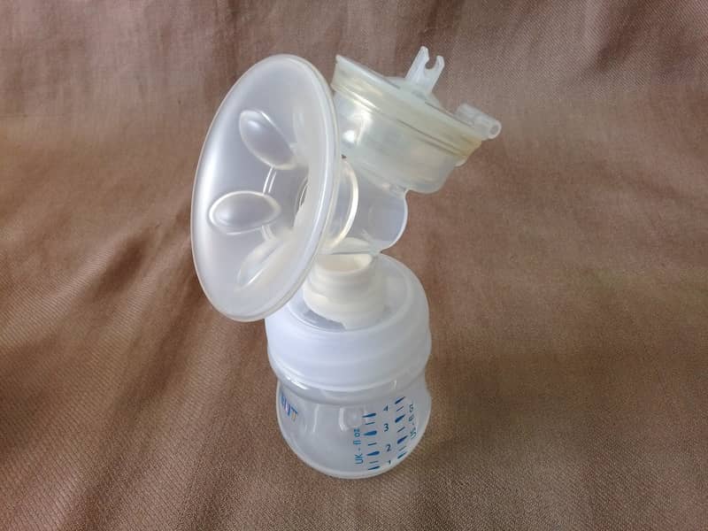 Philips Avent Electric Breast Pump in Pakistan 6