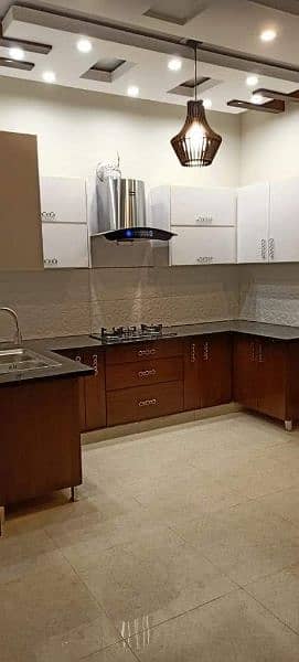 kitchen cabinet and granite 17