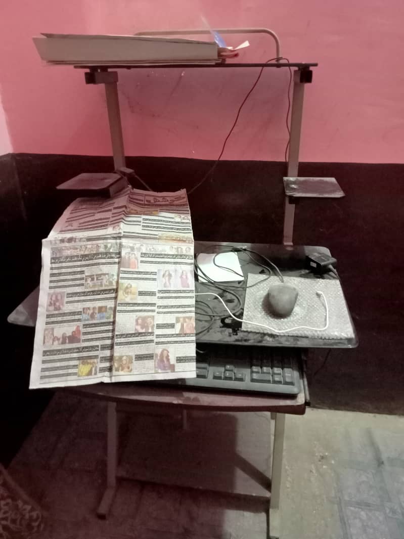 Computer Table for Sale at Sukkur 3