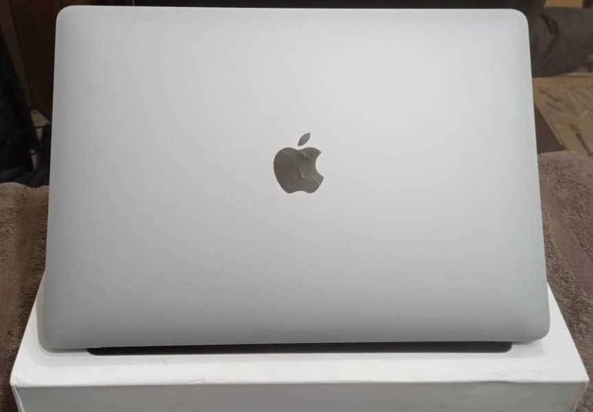 MacBook Pro & Air M1 & M2 2020 2021 2022 & 2023 Used Available Stock 11