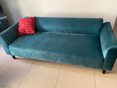 3+2.5 seater sofa set in green velvet from interwood
