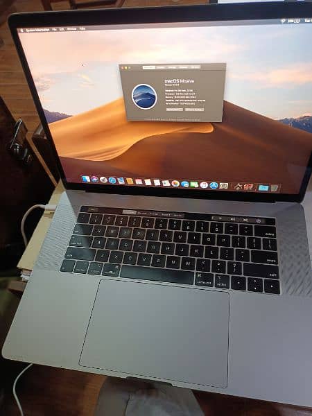 Macbook Pro 2018 15 TOUCHBAR i7 6 CORE 2.6 16GB 512GB 4GB CARD 0