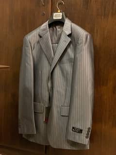 Formal 2 piece suit branded urgent sale 0