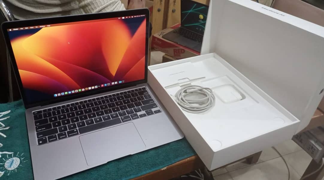 MacBook Pro & Air M1 & M2 2020, 2021, 2022 & 2023 Used Stock Available 16