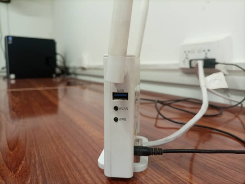 PTCL New Modem Vdsl and Dsl With Usb Port Added 1